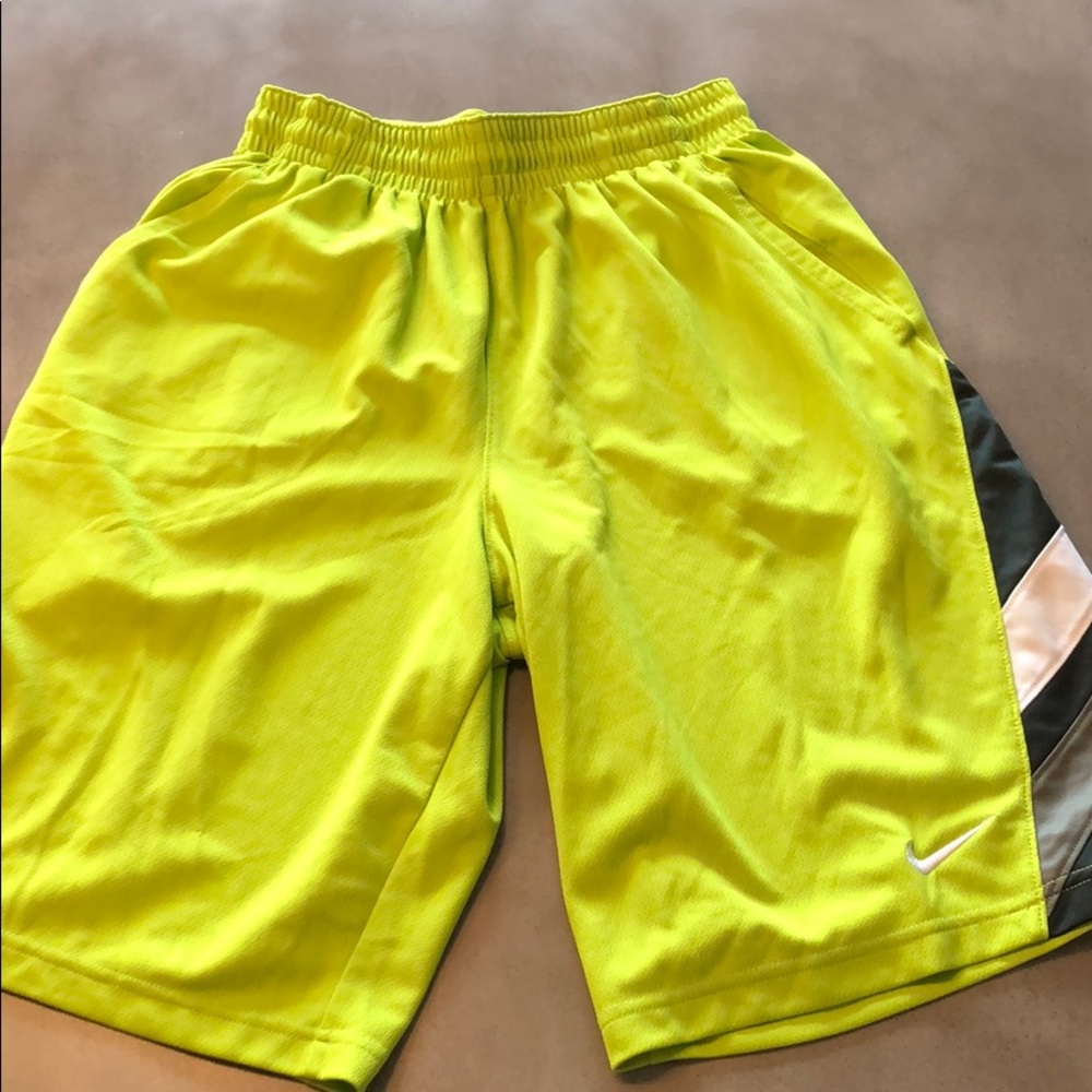 😎 Nike Basketball shorts